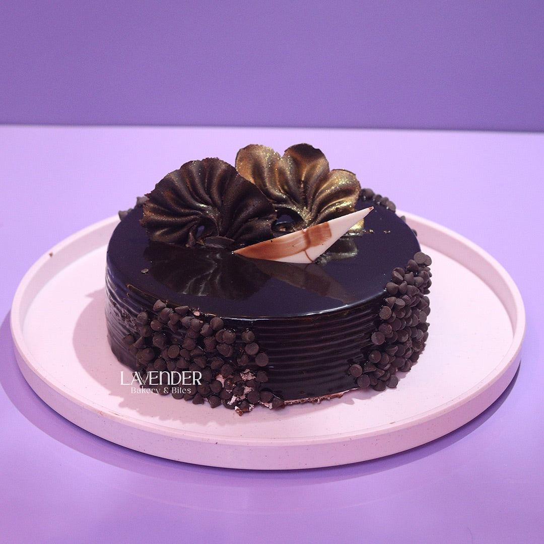 Chocolate Chips Delight Cake