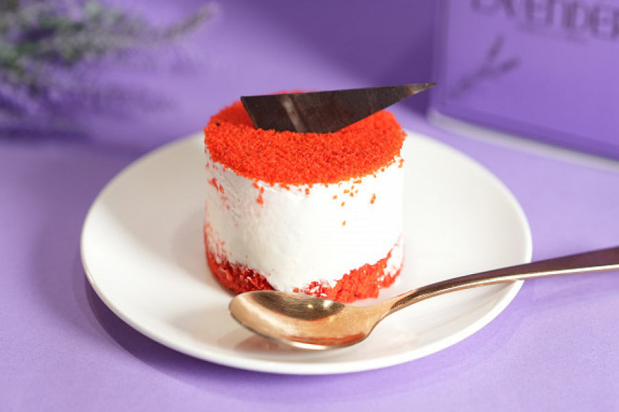 Red Velvet Mini Cheesecake (150gm)